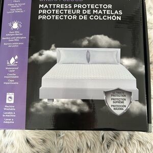 Mattress Protector - White